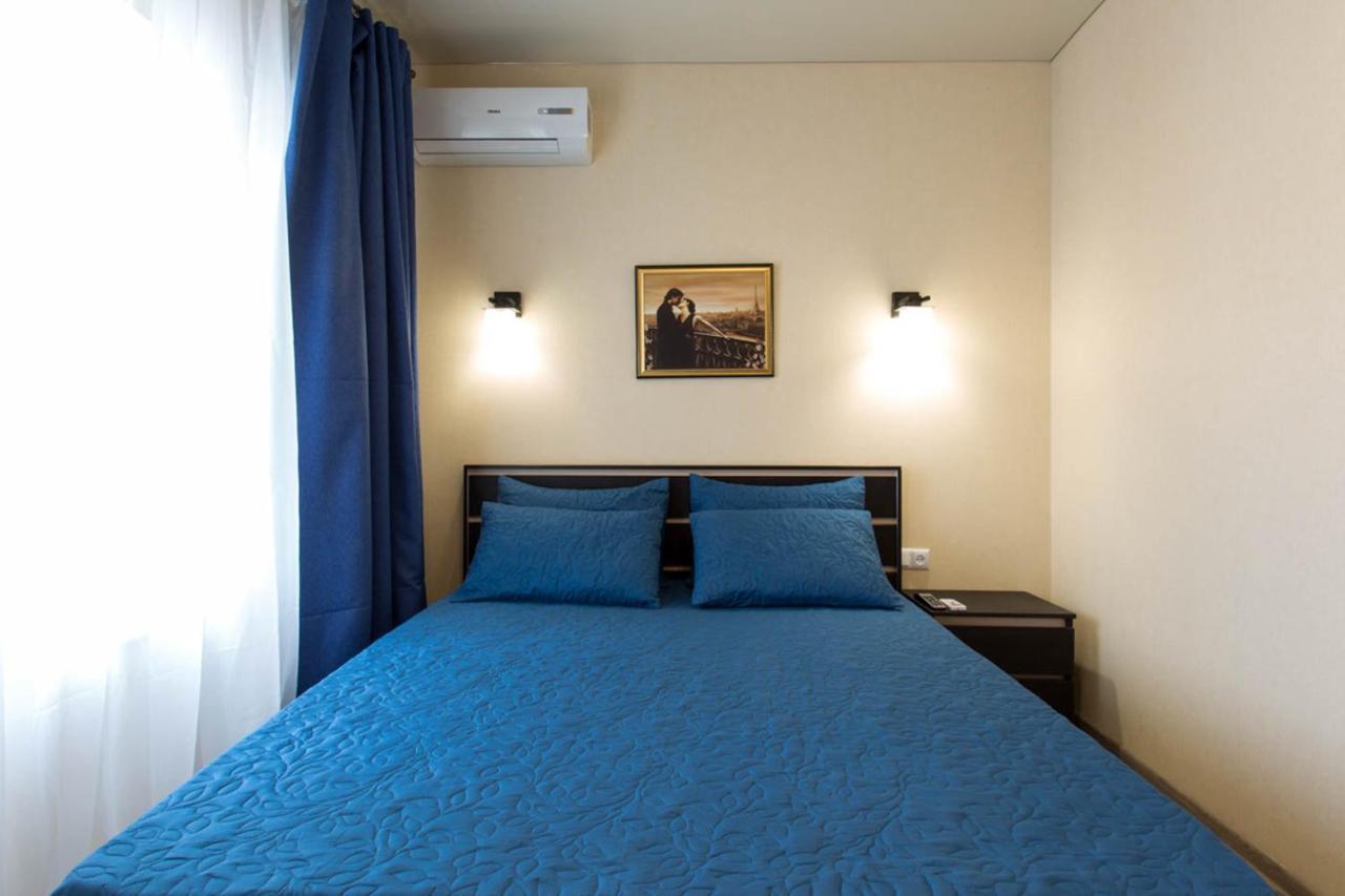 New Apartments In The Centre - Kuznechna Str. 26/3 Charkov Buitenkant foto