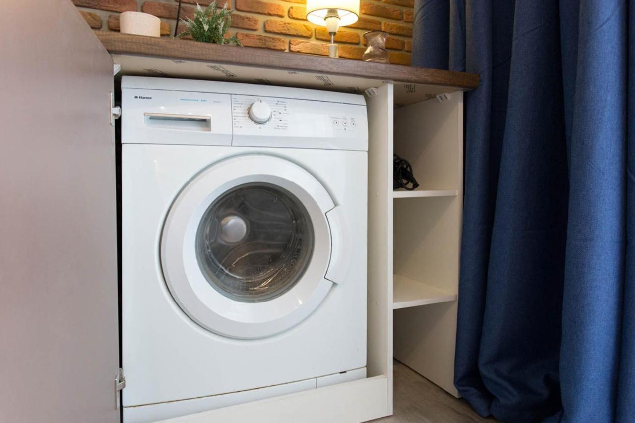 New Apartments In The Centre - Kuznechna Str. 26/3 Charkov Buitenkant foto