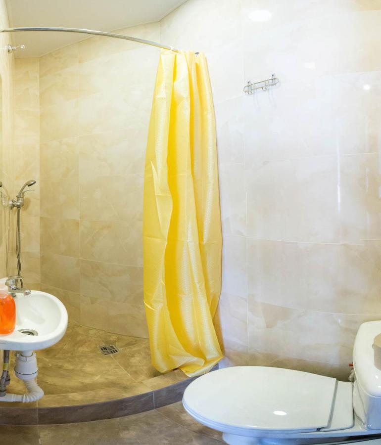 New Apartments In The Centre - Kuznechna Str. 26/3 Charkov Buitenkant foto